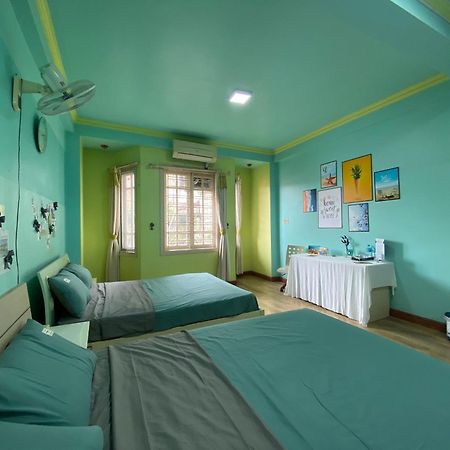 Lava Homestay Hai Phong Esterno foto
