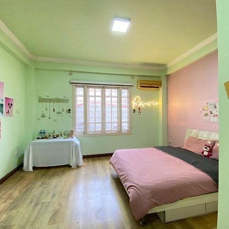 Lava Homestay Hai Phong Esterno foto