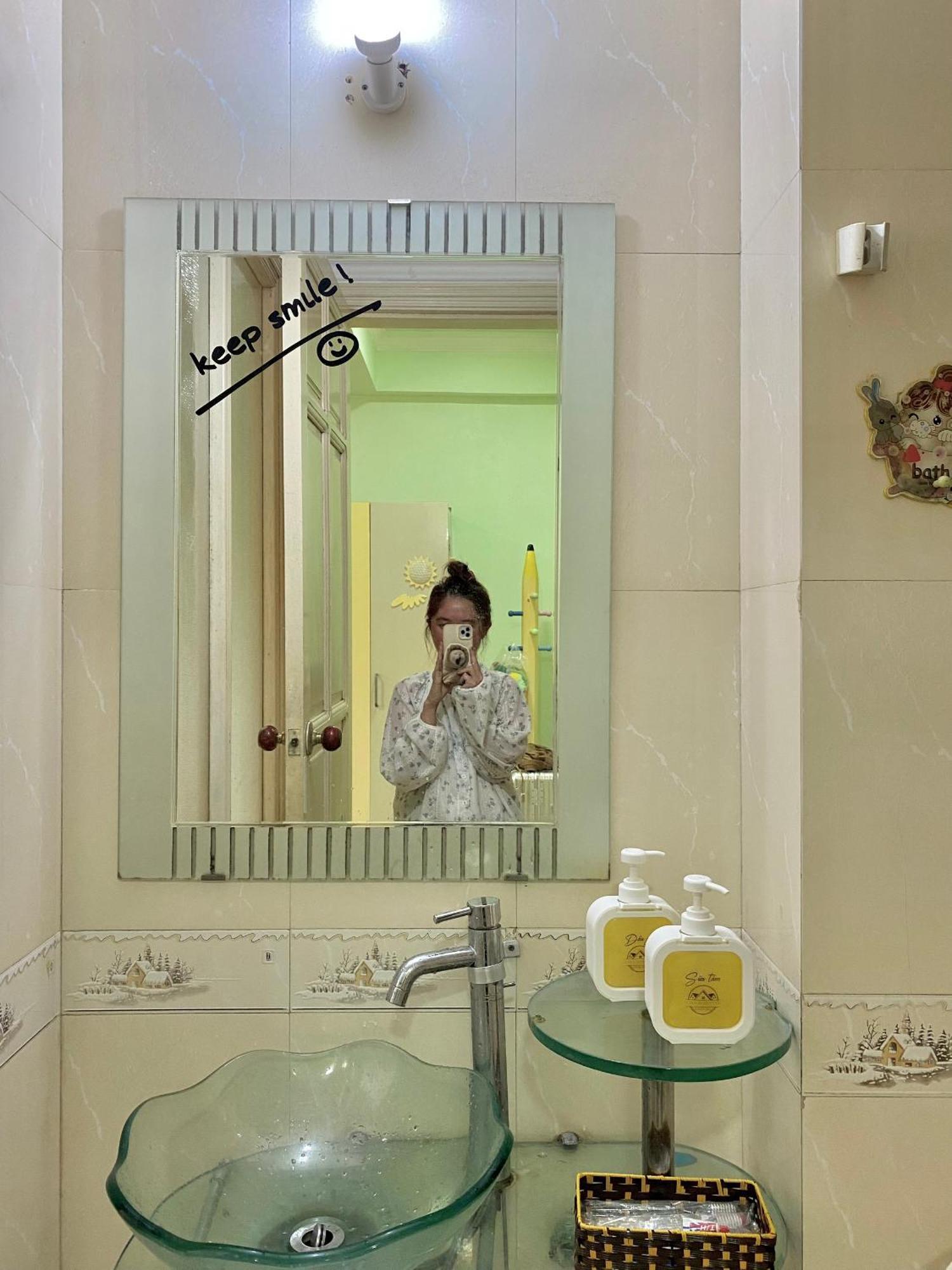 Lava Homestay Hai Phong Esterno foto